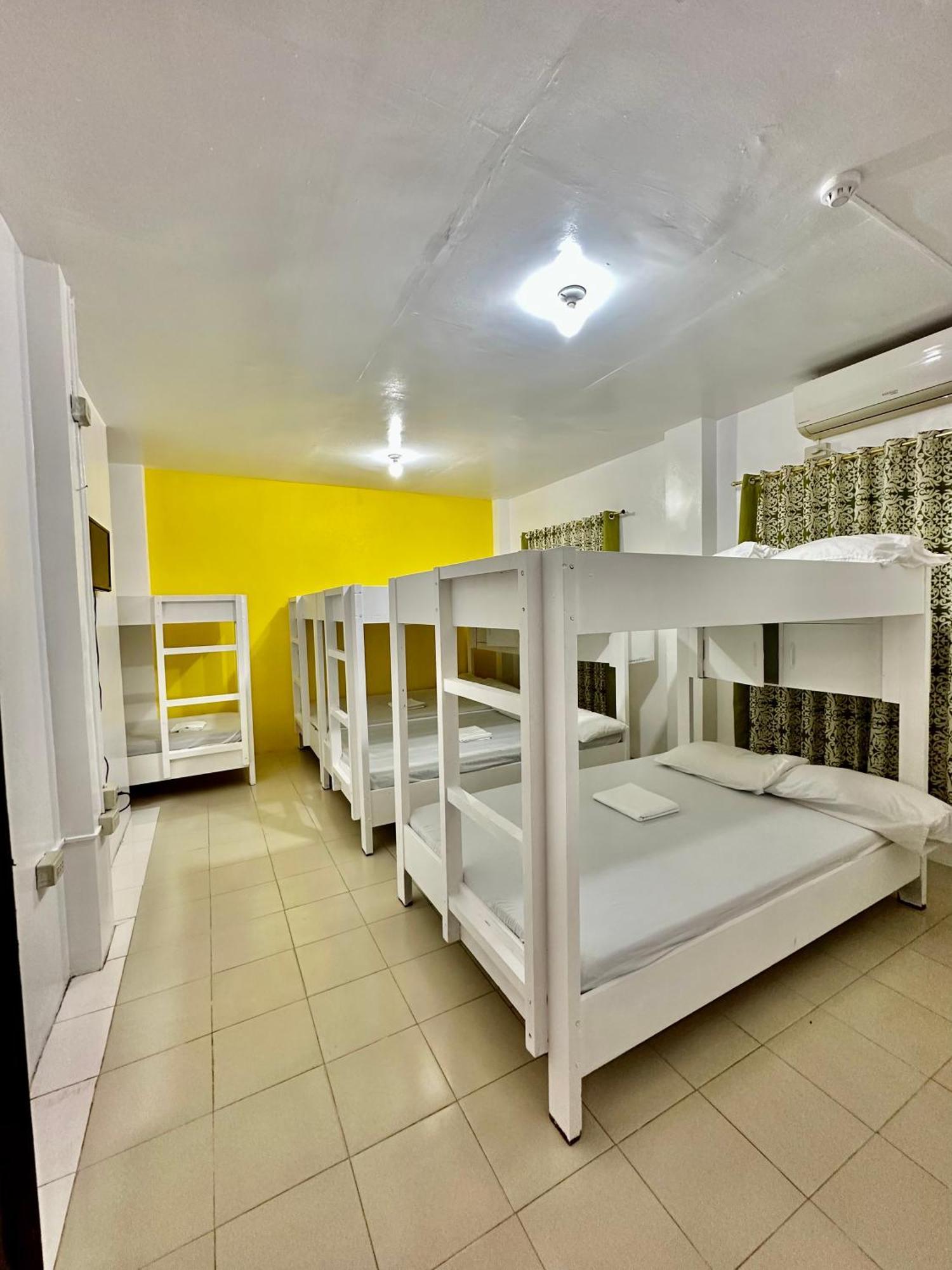 Wendy'S Apartelle Manoc-Manoc Экстерьер фото