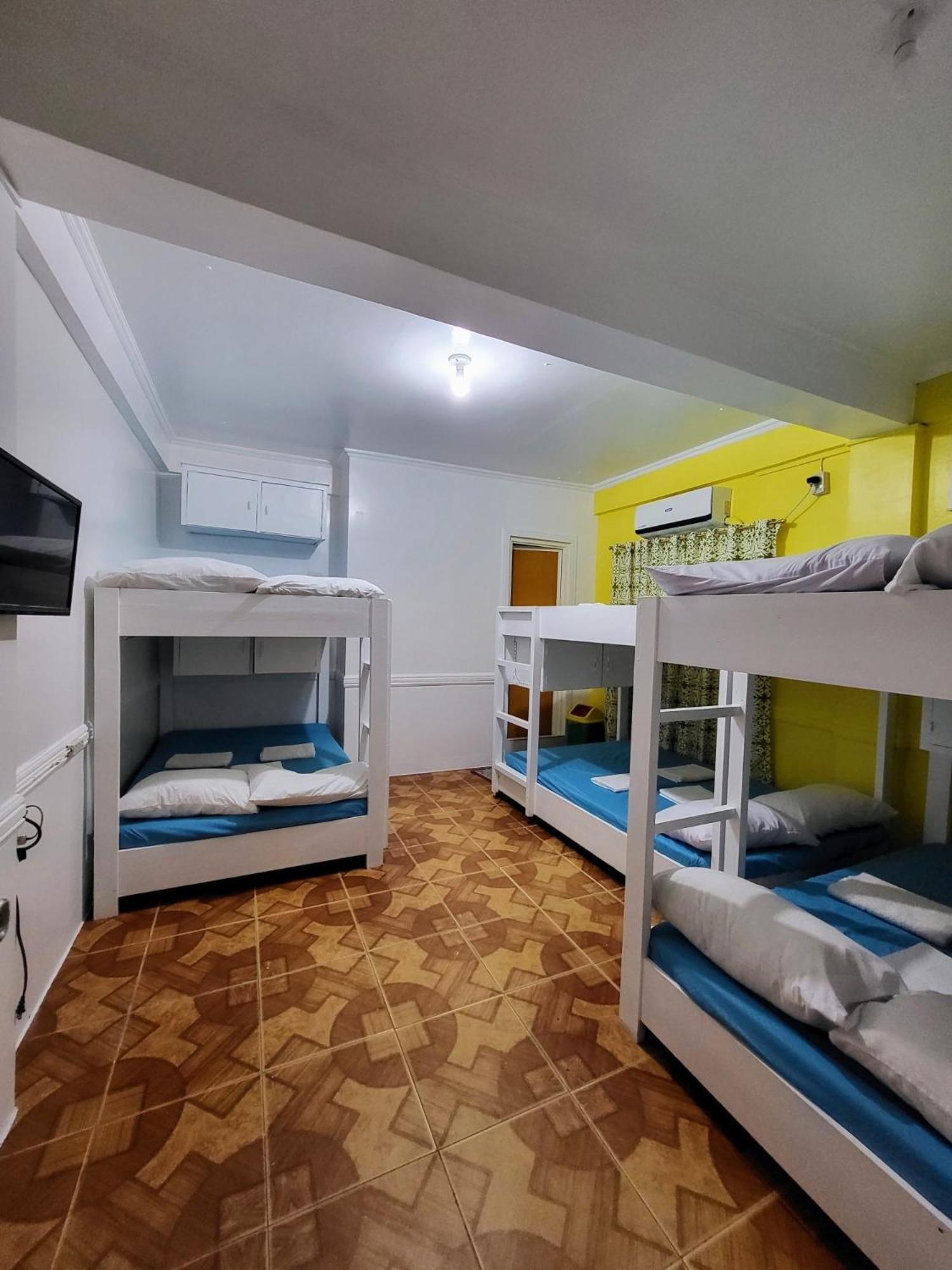 Отель Wendy'S Apartelle Manoc-Manoc Экстерьер фото