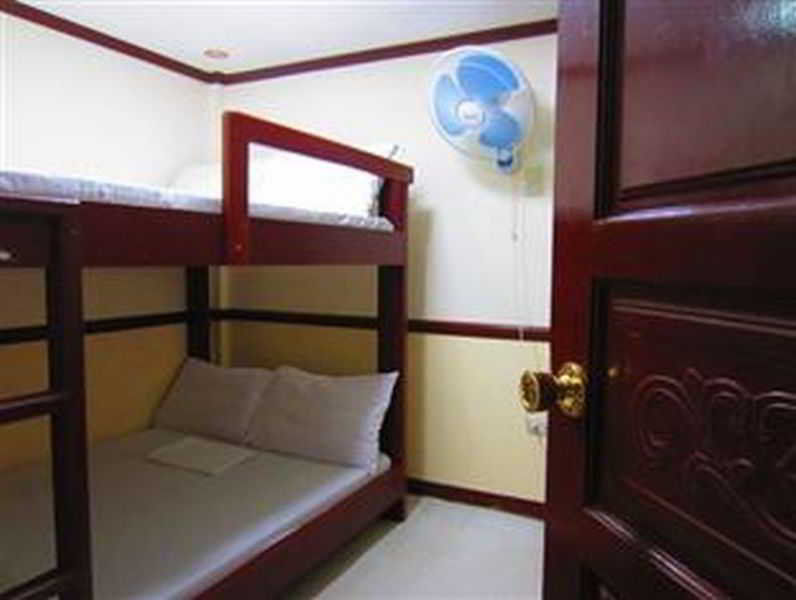 Wendy'S Apartelle Manoc-Manoc Экстерьер фото