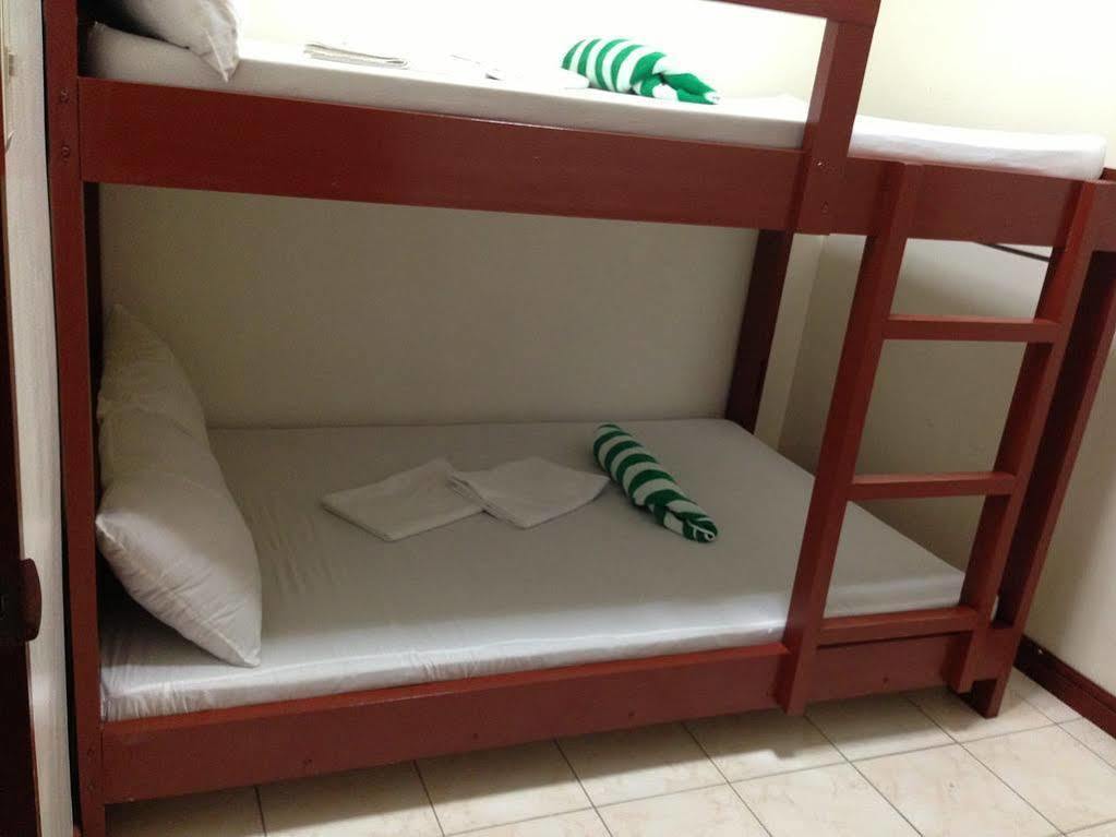 Wendy'S Apartelle Manoc-Manoc Экстерьер фото